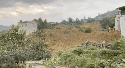 281621_1597978406283311.gif 640.gif