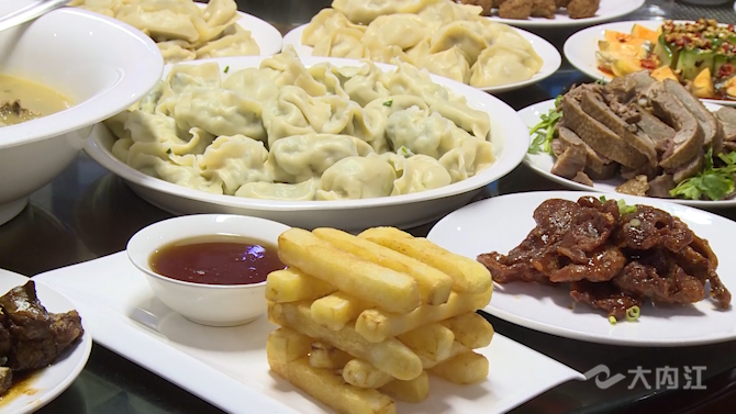 282377_1612517931922228.png 年夜饭3_副本.png