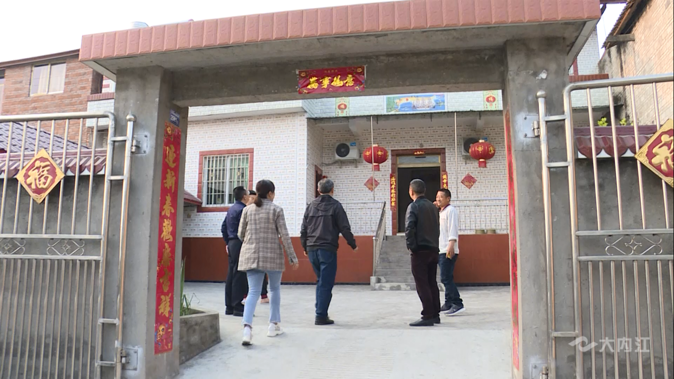 脱贫攻坚2.png