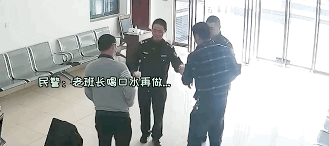 286033_1618906733892918.gif 做俯卧撑2.gif