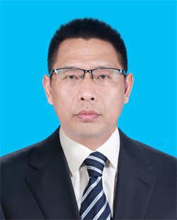 286033_1626447740343778.jpg 李伟.jpg