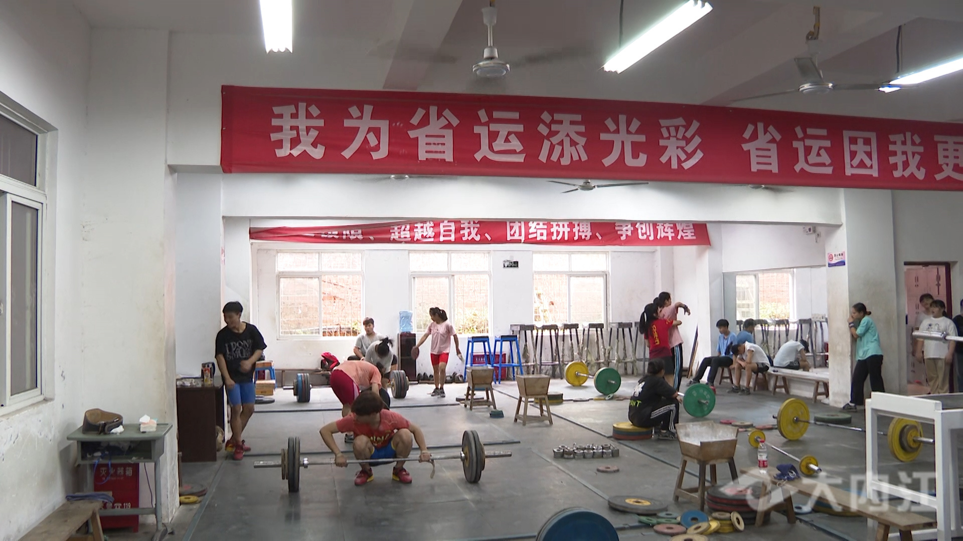 286258_1626851320795176.jpg 6675bd57ebff2aed4f3b8decda66fb9_副本.jpg