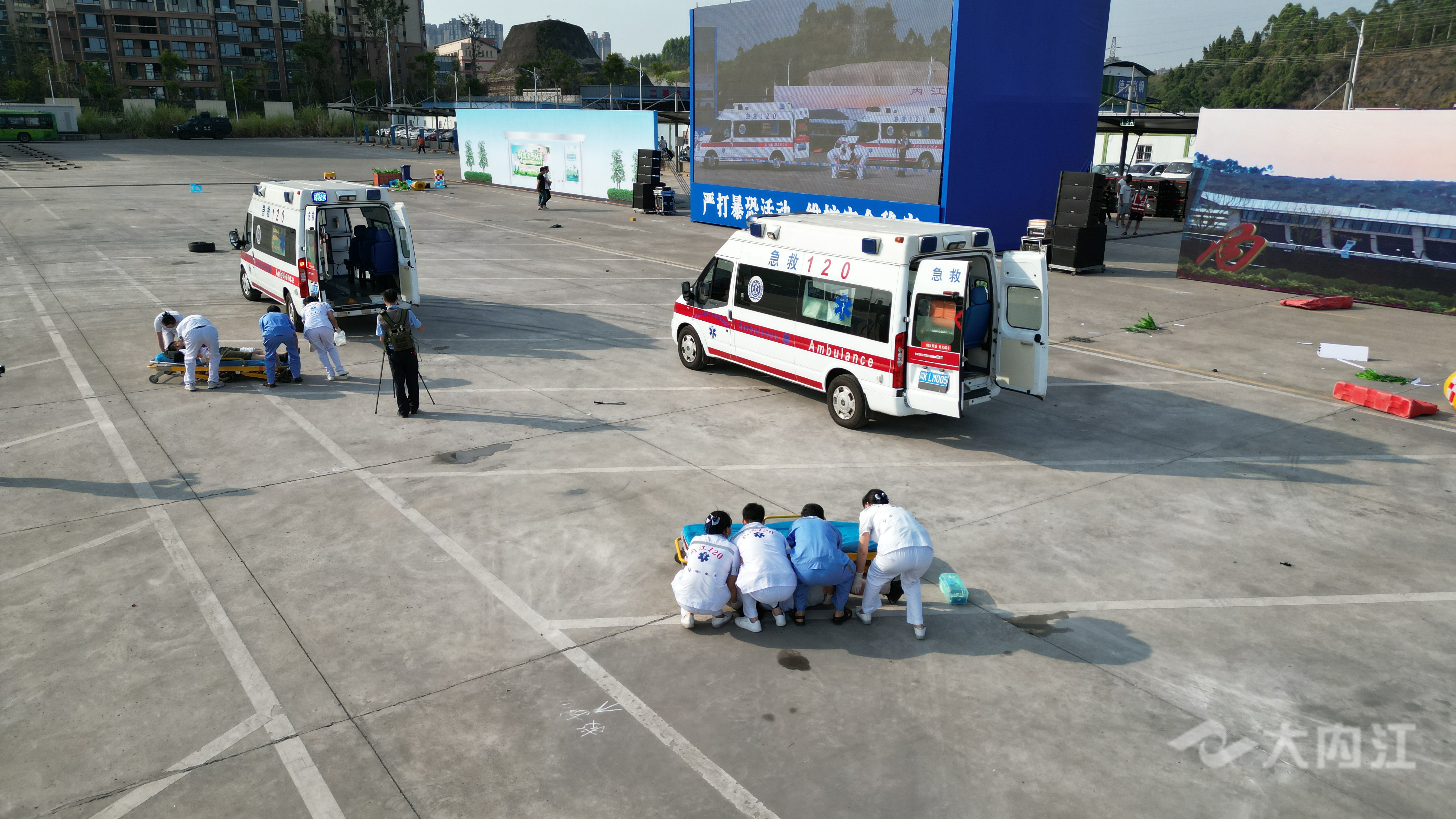 323896_1661489296774624.jpg 反恐防爆演练 (14).jpg